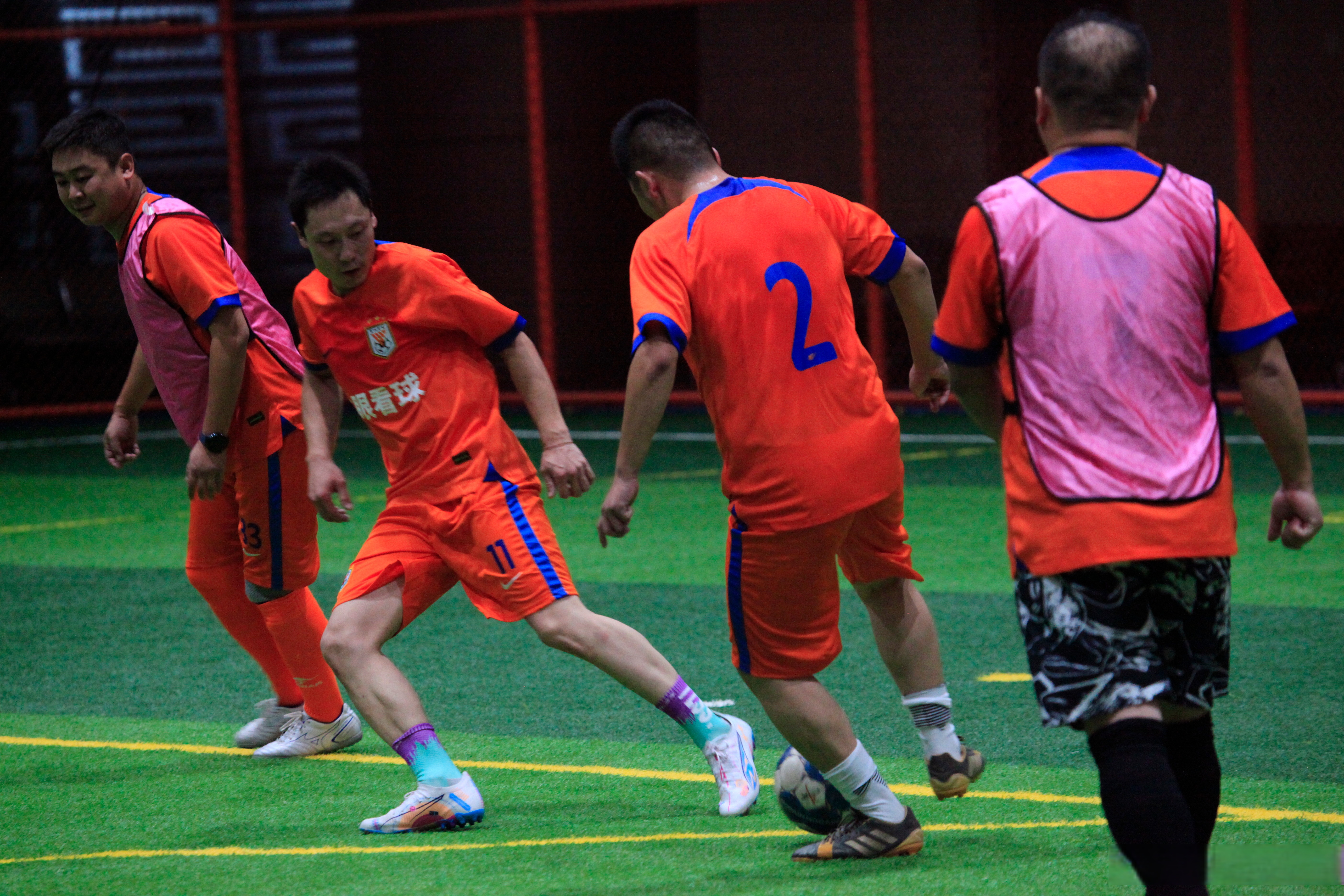 星空体育在线官网-各队球员状态出色，表现抢眼