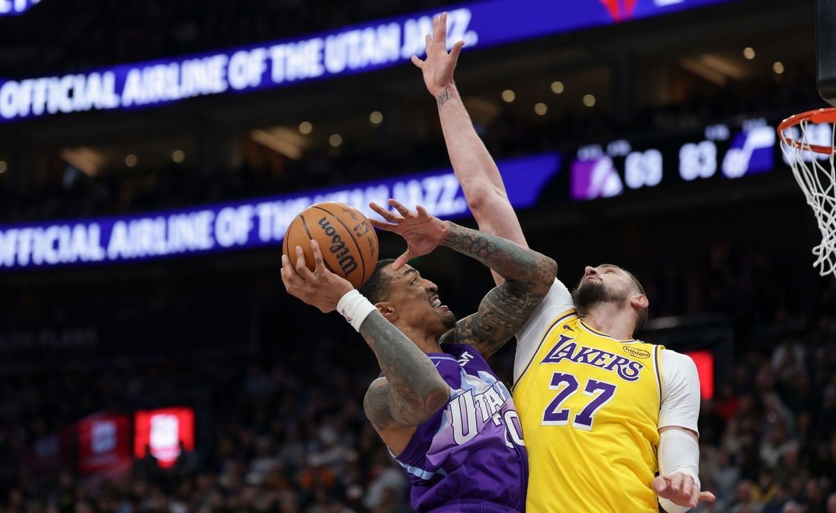 星空体育网站-包含犹他爵士主场不敌奇才，遭遇两连败的词条