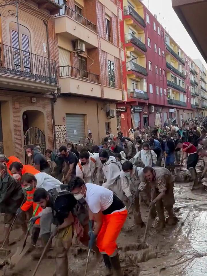 星空体育在线下载-包含瓦伦西亚客场不敌，陷入连败泥沼的词条